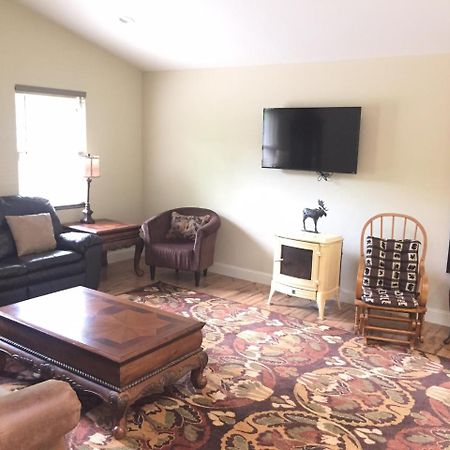 Brook Trout Inn Sapphire Luaran gambar