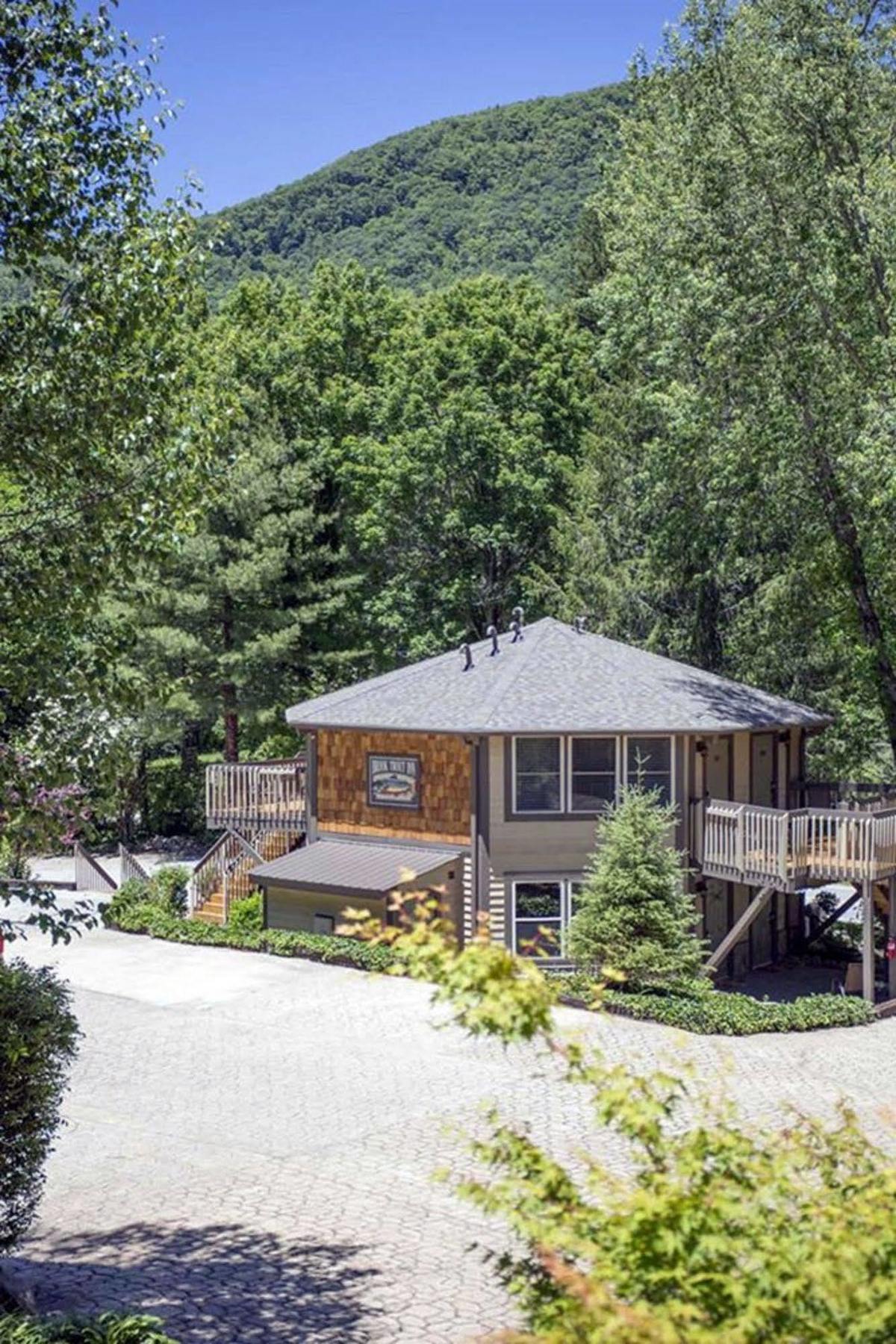 Brook Trout Inn Sapphire Luaran gambar