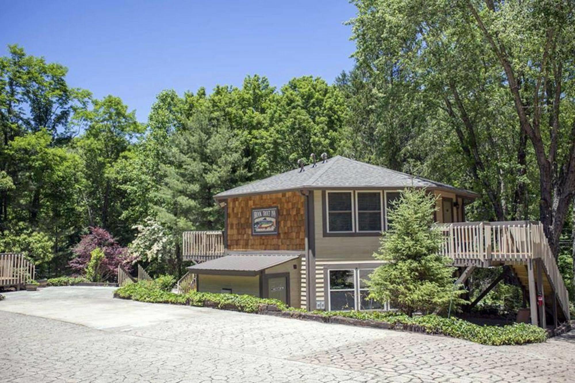 Brook Trout Inn Sapphire Luaran gambar