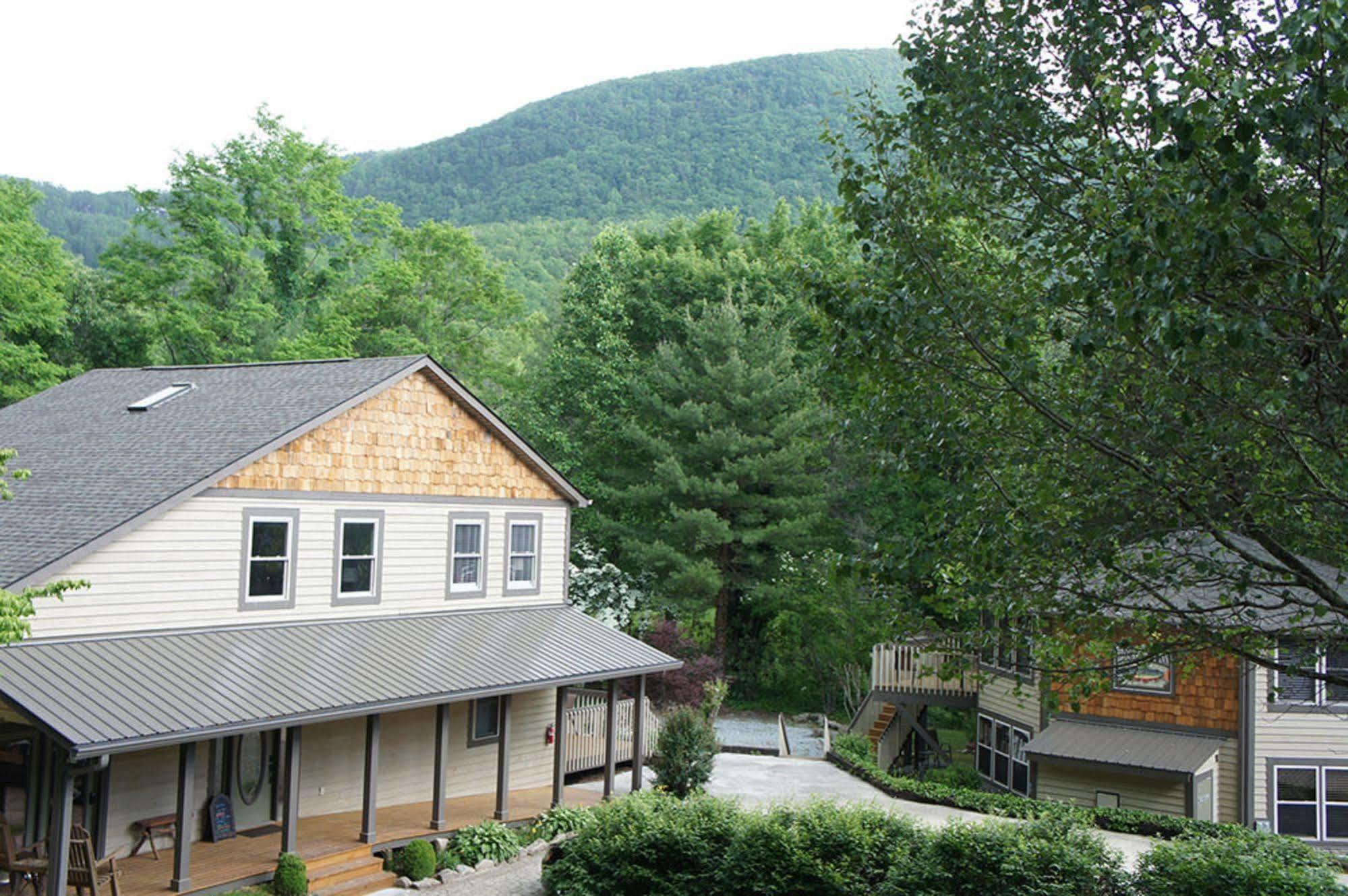 Brook Trout Inn Sapphire Luaran gambar