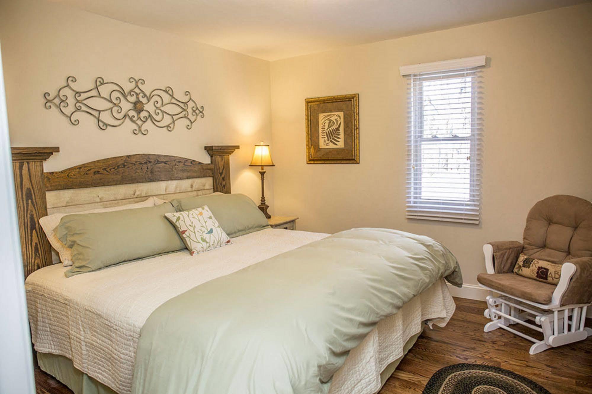 Brook Trout Inn Sapphire Luaran gambar