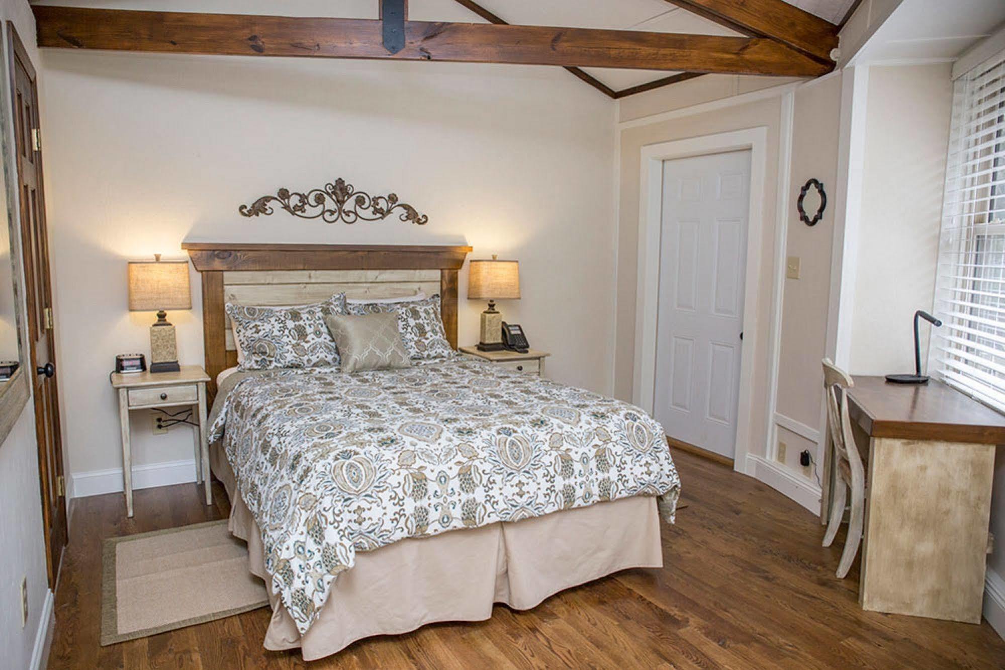 Brook Trout Inn Sapphire Luaran gambar