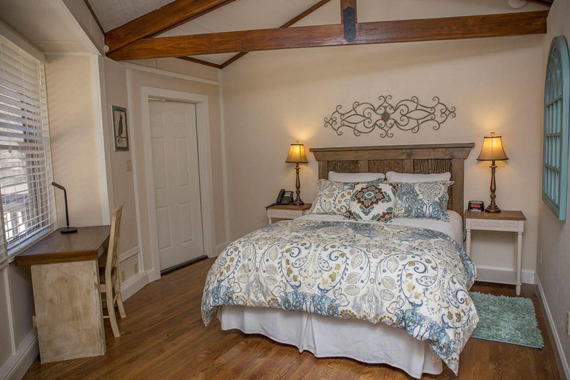 Brook Trout Inn Sapphire Luaran gambar