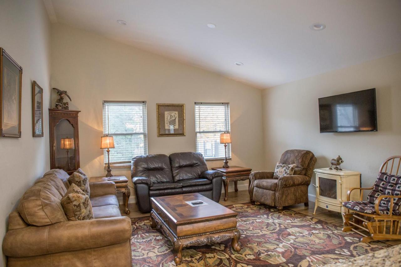 Brook Trout Inn Sapphire Luaran gambar