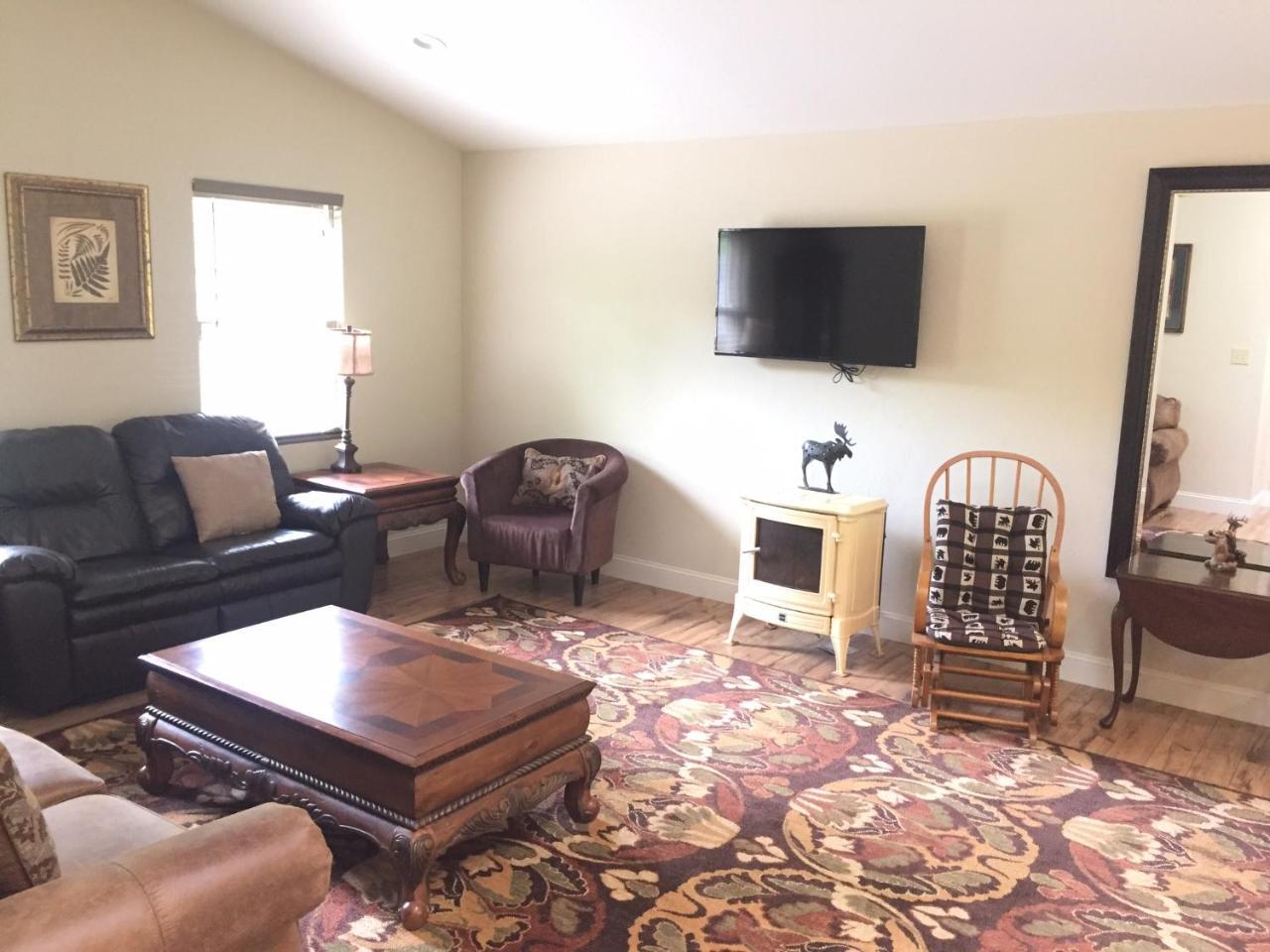 Brook Trout Inn Sapphire Luaran gambar