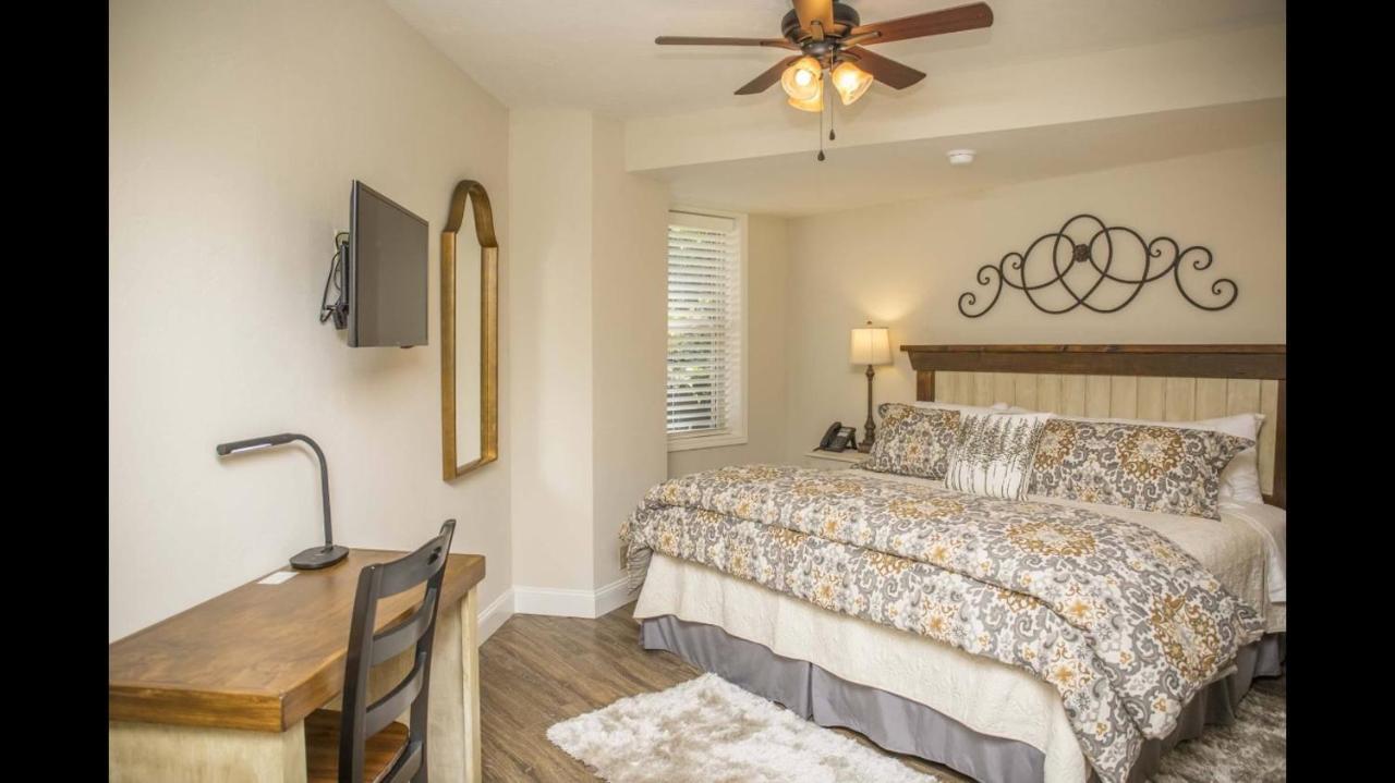Brook Trout Inn Sapphire Luaran gambar