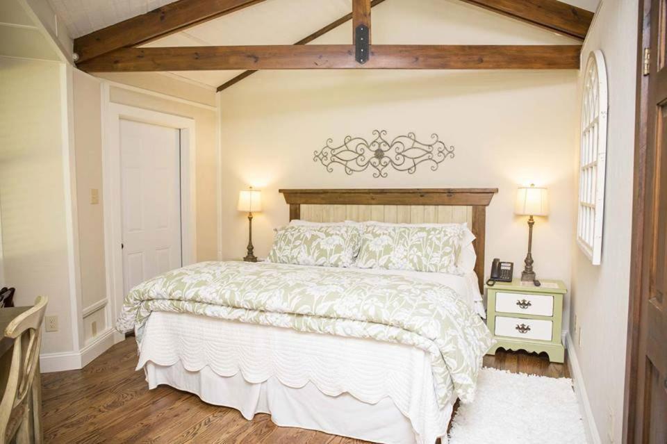 Brook Trout Inn Sapphire Luaran gambar