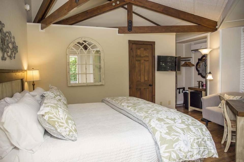 Brook Trout Inn Sapphire Luaran gambar